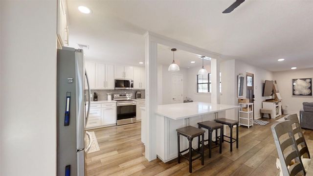1425 Blackhawk Circle, Granbury, TX 76048