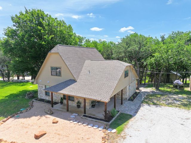 1425 Blackhawk Circle, Granbury, TX 76048