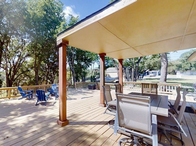 1425 Blackhawk Circle, Granbury, TX 76048