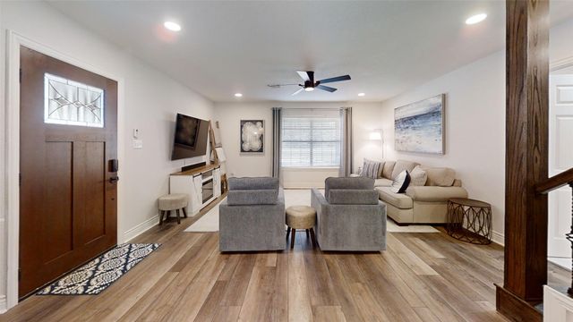1425 Blackhawk Circle, Granbury, TX 76048