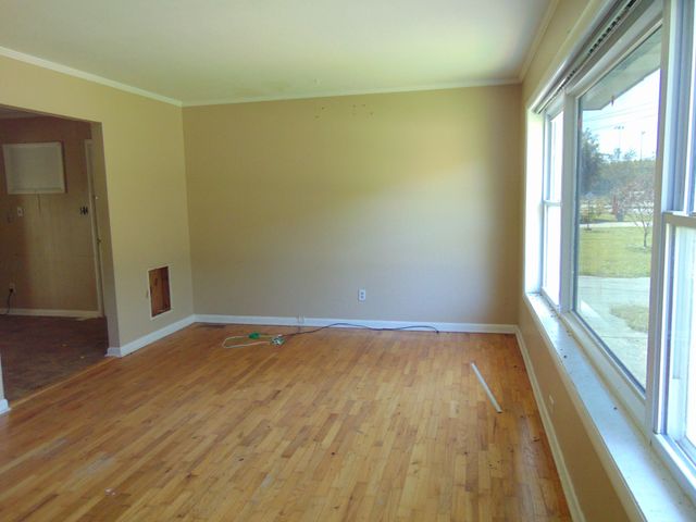 653 Fairlane Dr, Pulaski, TN 38478