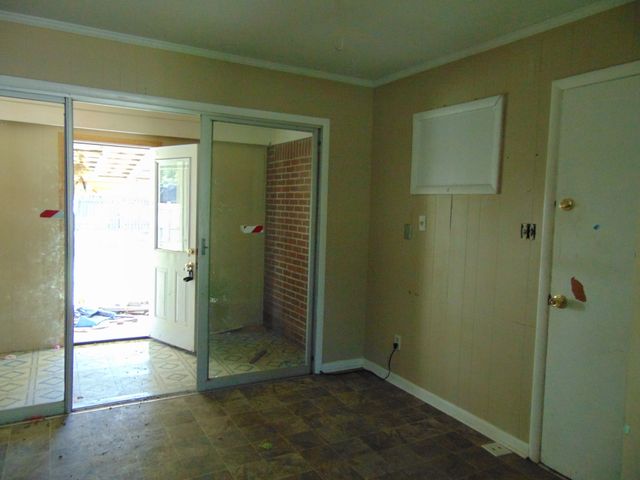 653 Fairlane Dr, Pulaski, TN 38478