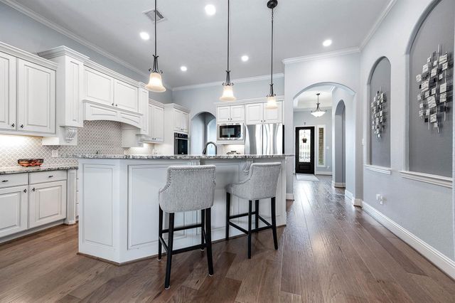 15406 Thompson Ridge Drive, Cypress, TX 77429