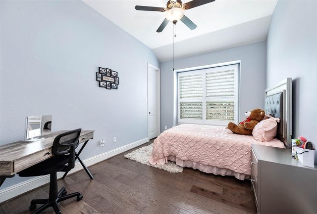 15406 Thompson Ridge Drive, Cypress, TX 77429