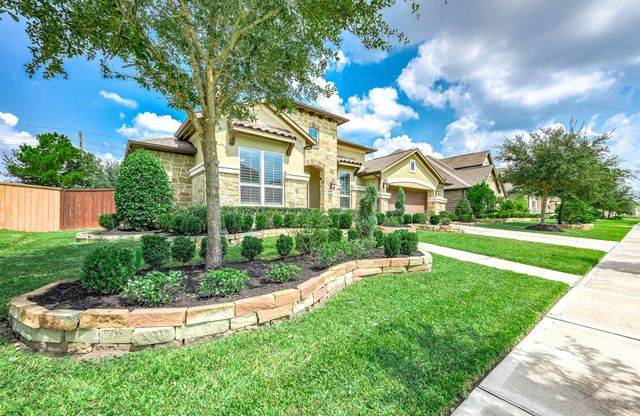 15406 Thompson Ridge Drive, Cypress, TX 77429
