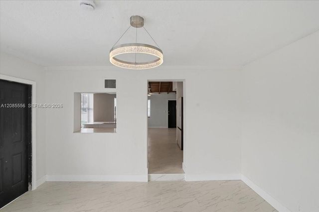 1589 NW 4th Avenue, Pompano Beach, FL 33060