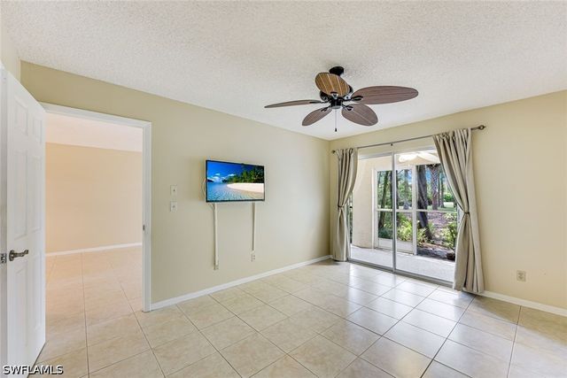 1702 Kings Lake BLVD 102, Naples, FL 34112
