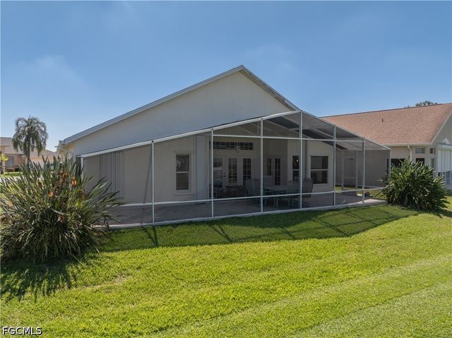 17521 Coconut Palm CT, North Fort Myers, FL 33917