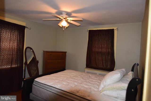 14 GLADSTONE RD, Lansdowne, PA 19050