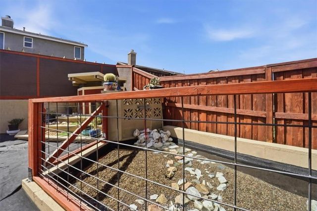 10972 Admirals Bay, Victorville, CA 92392