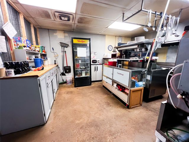 108 S Main Street, Yantis, TX 75497
