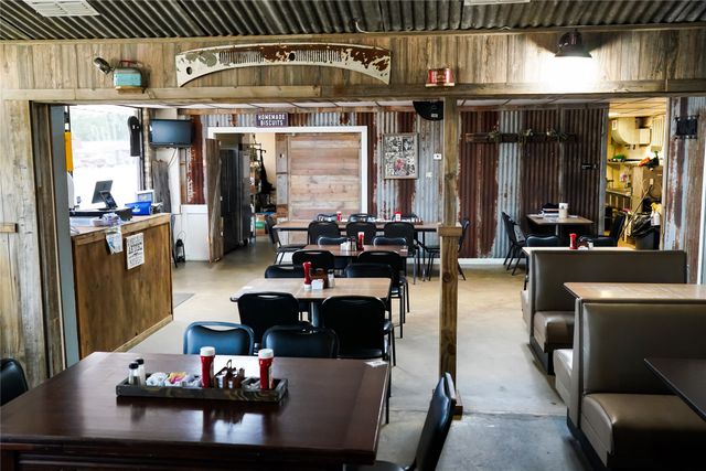 108 S Main Street, Yantis, TX 75497