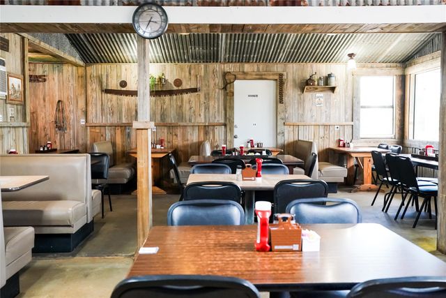 108 S Main Street, Yantis, TX 75497