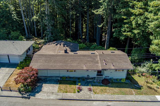 1220 Vista Drive, Eureka, CA 95503
