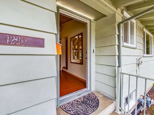 1220 Vista Drive, Eureka, CA 95503