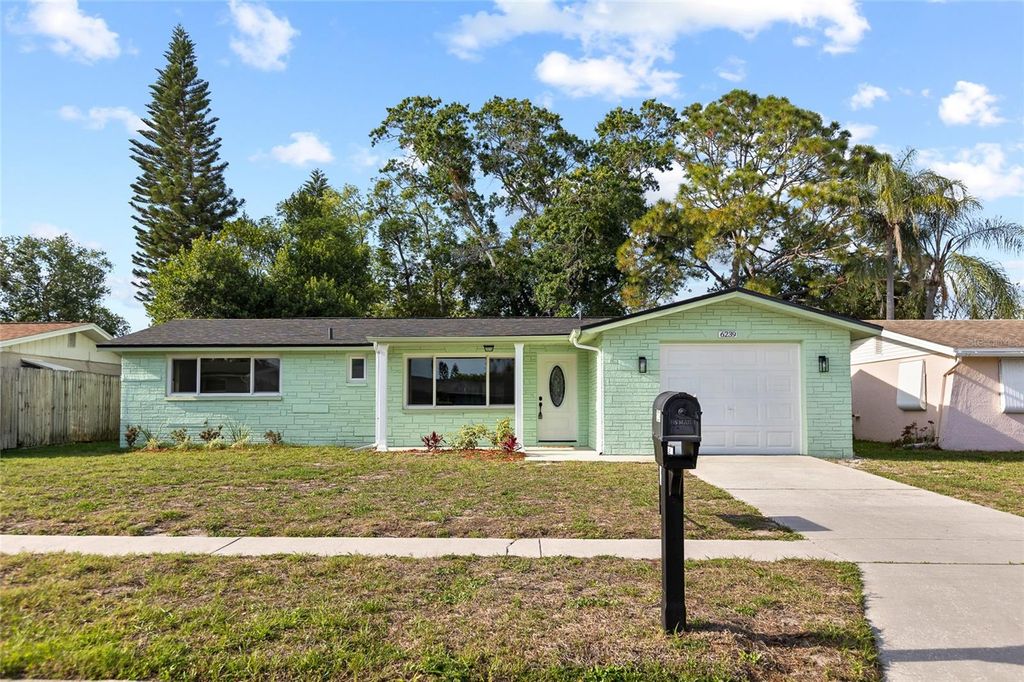 6239 7TH AVENUE, New Port Richey, FL 34653