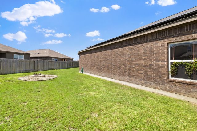 13701 Charles W Fairbanks CV, Manor, TX 78653