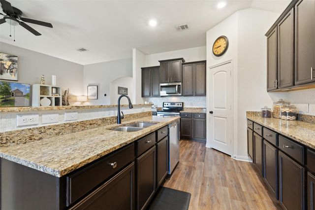 13701 Charles W Fairbanks CV, Manor, TX 78653