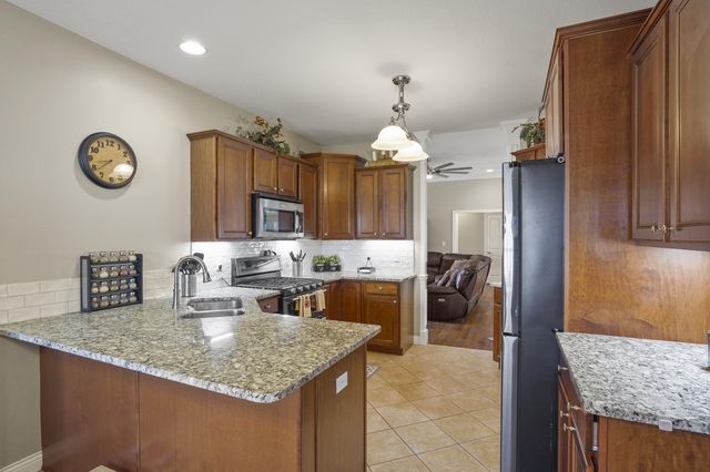 3805 EAGLE VIEW CT, Columbia, MO 65203