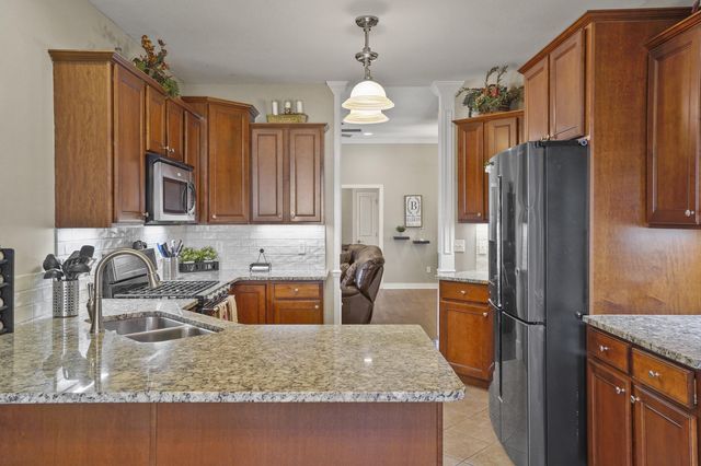 3805 EAGLE VIEW CT, Columbia, MO 65203