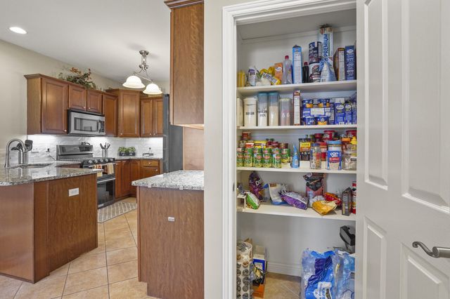 3805 EAGLE VIEW CT, Columbia, MO 65203