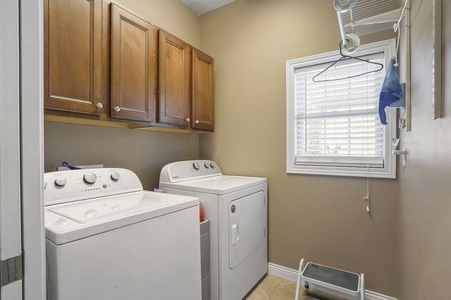 3805 EAGLE VIEW CT, Columbia, MO 65203
