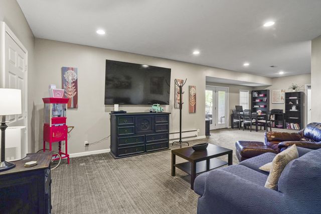 3805 EAGLE VIEW CT, Columbia, MO 65203