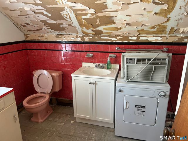 69 Munson Road, Wolcott, CT 06716