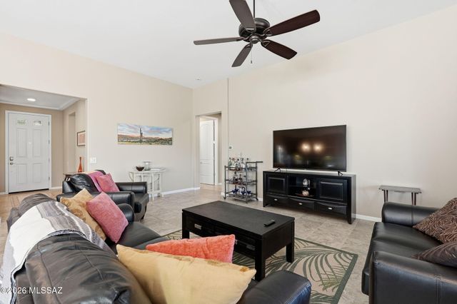 31271 S Hildogo Drive, Oracle, AZ 85623