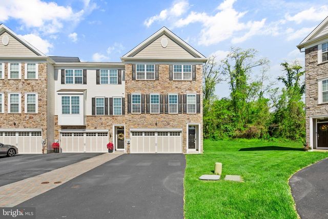 415 CHESTNUT CT, Langhorne, PA 19047
