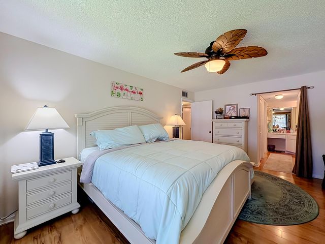 950 S Kanner Highway 308, Stuart, FL 34994