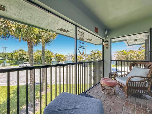 950 S Kanner Highway 308, Stuart, FL 34994