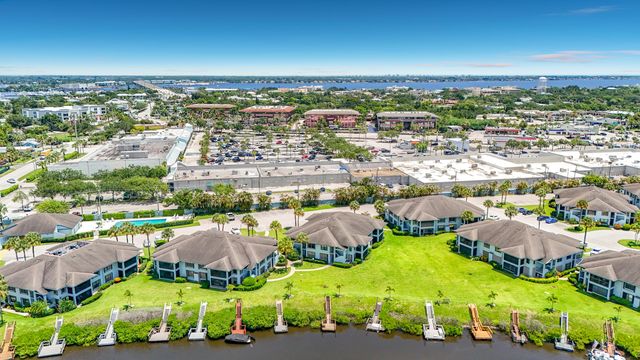 950 S Kanner Highway 308, Stuart, FL 34994