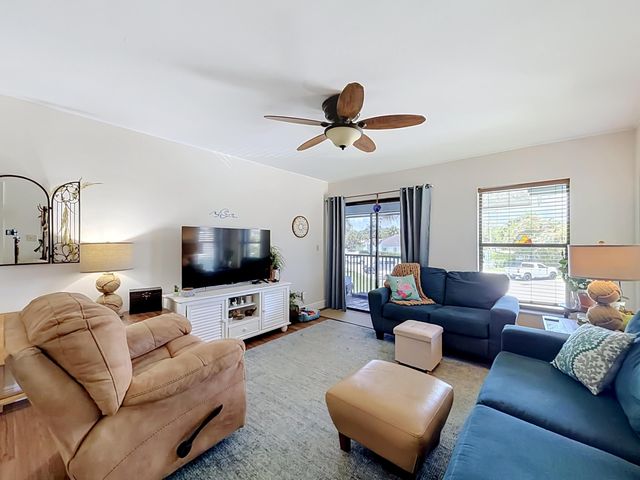 950 S Kanner Highway 308, Stuart, FL 34994