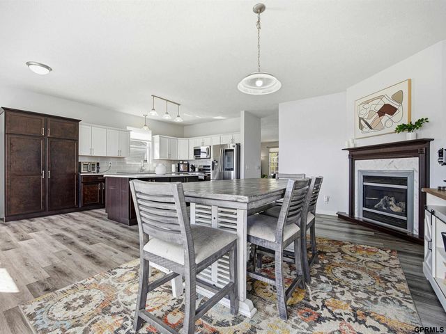 13805 Kelly Drive, Bellevue, NE 68123