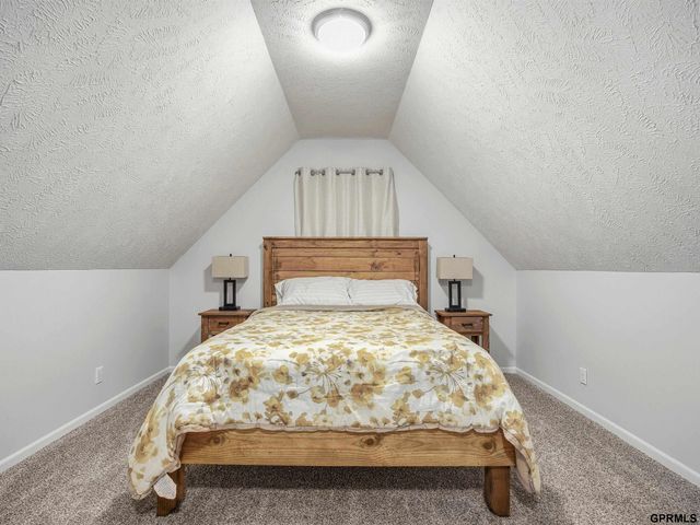 13805 Kelly Drive, Bellevue, NE 68123