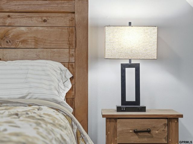 13805 Kelly Drive, Bellevue, NE 68123