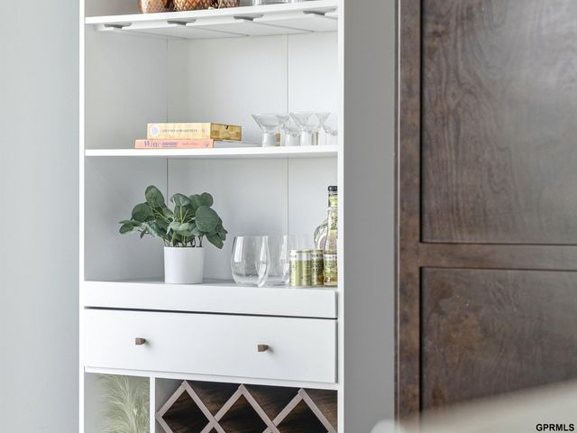 13805 Kelly Drive, Bellevue, NE 68123