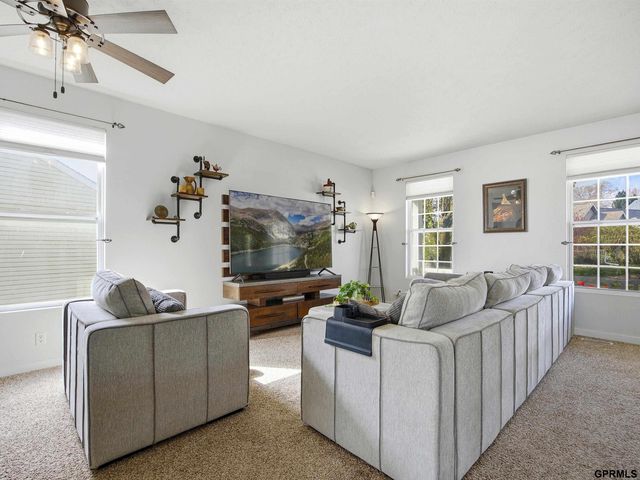 13805 Kelly Drive, Bellevue, NE 68123