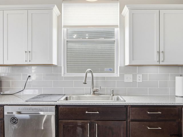 13805 Kelly Drive, Bellevue, NE 68123