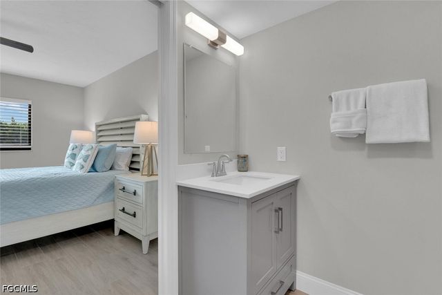 16380 Dublin CIR 104, Fort Myers, FL 33908