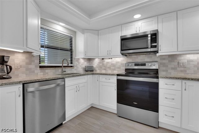 16380 Dublin CIR 104, Fort Myers, FL 33908