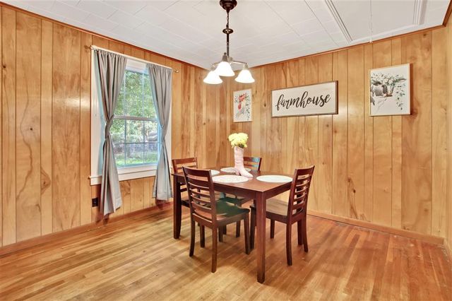 803 Marvin Avenue, Leesville, LA 71446