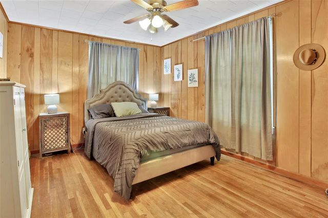 803 Marvin Avenue, Leesville, LA 71446