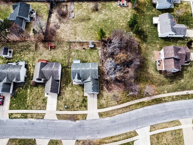 5151 Taylor Ridge Drive, Kentwood, MI 49512