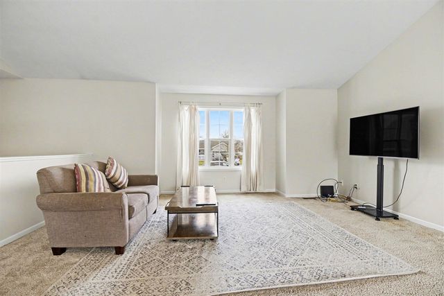 5151 Taylor Ridge Drive, Kentwood, MI 49512