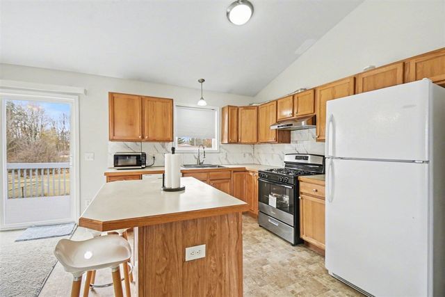 5151 Taylor Ridge Drive, Kentwood, MI 49512