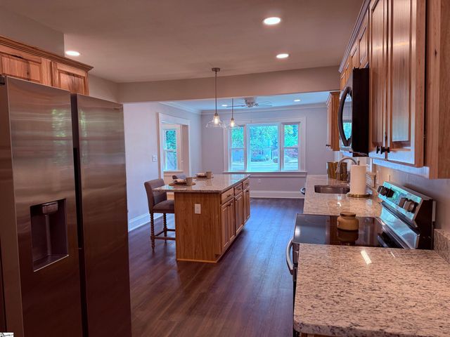 212 Whitehall Road, Anderson, SC 29625