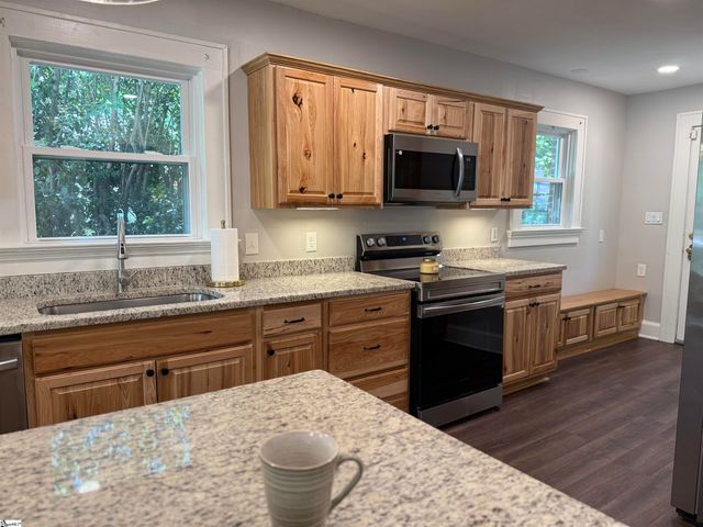212 Whitehall Road, Anderson, SC 29625