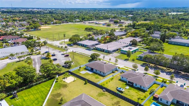 29227 SW 169th Avenue, Homestead, FL 33030